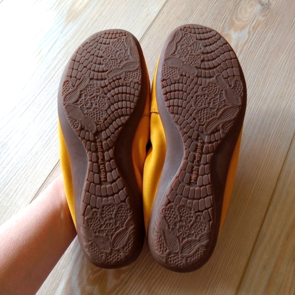 Hush Puppies Ceil Genuine Leather Loafers - Picture 5 of 5